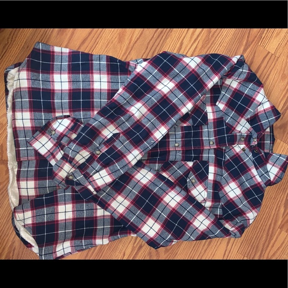 Plaid Button down shirt - Picture 1 of 4